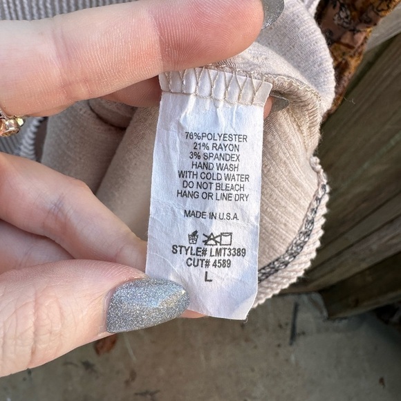 Lovely Melody Boho Mixed Media Ribbed Knit Lightweight Bubble Sleeve Sweater Top - Picture 6 of 7